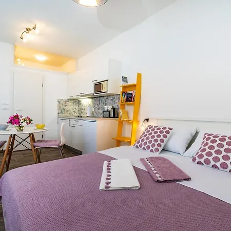 Studio Gina Apartment *